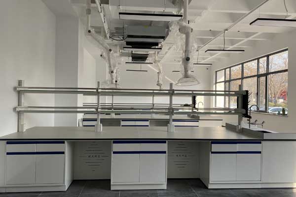 一般全钢实验台在日常维护中应注意防腐工作